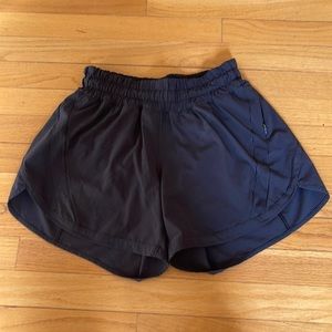 Women’s Lululemon shorts